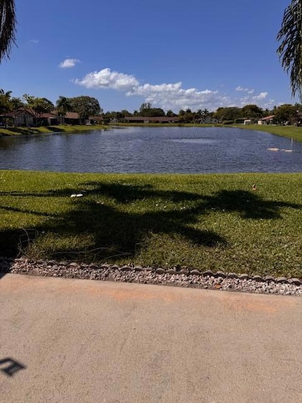 21 Walcott Dr, Boynton Beach, FL 33426