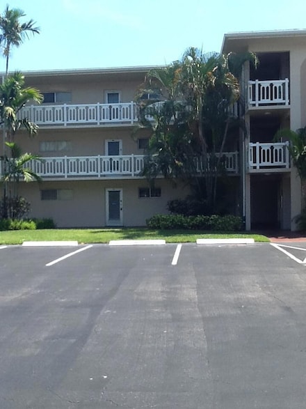 2724 Garden Dr S Unit 311, Lake Worth, FL 33461
