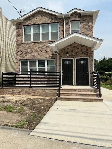 330 Taylor Ave, Bronx, NY 10473