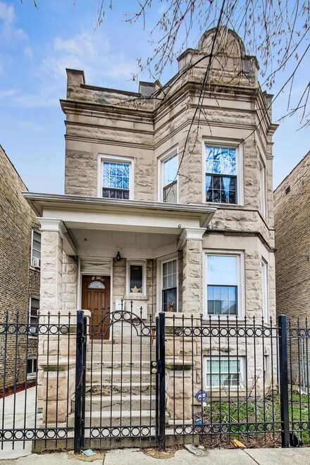 1039 N Lawndale Ave, Chicago, IL 60651