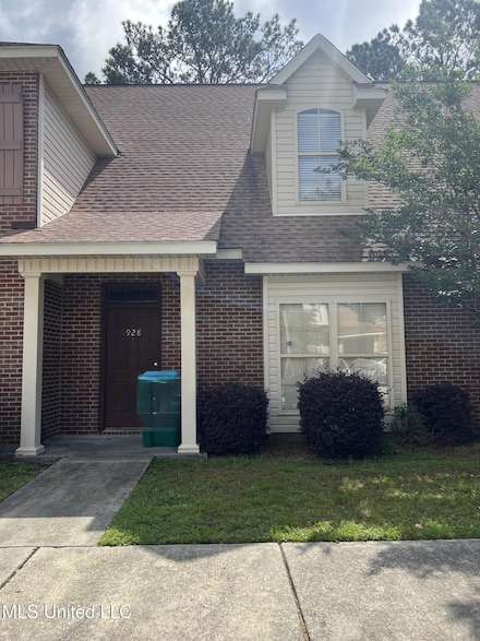 928 Jefferson Dr, Gulfport, MS 39507