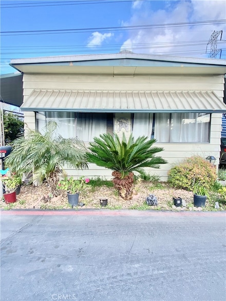 16600 Orange Ave, Paramount, CA 90723