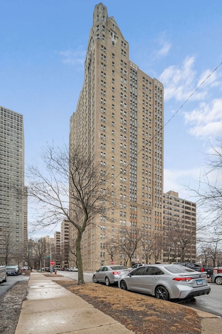 5000 S East End Ave Unit 10D, Chicago, IL 60615