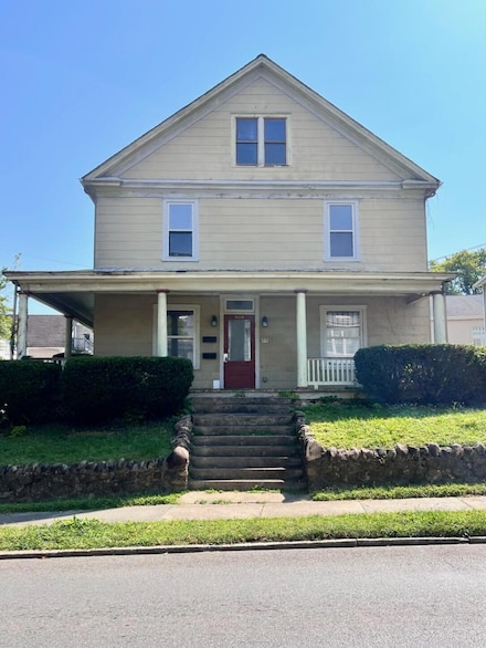 908 Franklin Rd SW, Roanoke, VA 24016