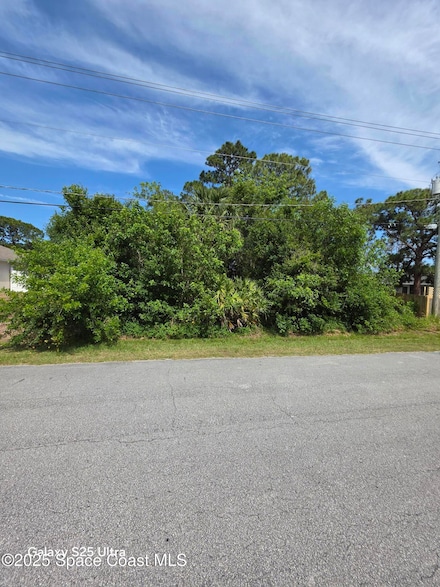 511 NW Grenada St, Port St. Lucie, FL 34983