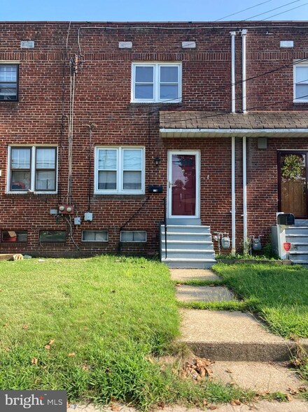 448 Thomson Ave, Paulsboro, NJ 08066