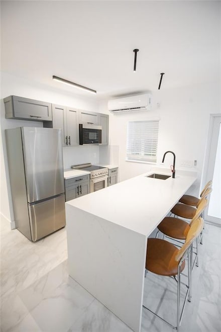 1112 NE 17th Terrace Unit 1, Fort Lauderdale, FL 33304