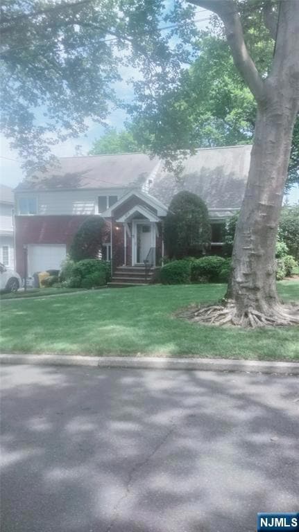 611 Rutland Ave, Teaneck, NJ 07666