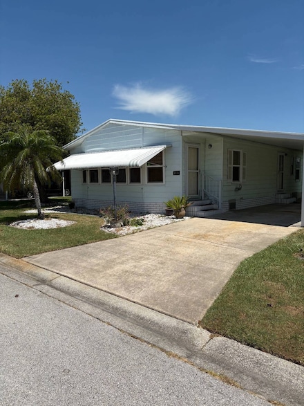 2336 Bent Pine Dr, Melbourne, FL 32904