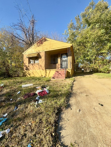 100 Silverage Ave, Memphis, TN 38109