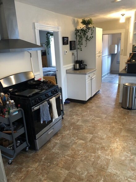 299 State St Unit 1, Bristol, RI 02809