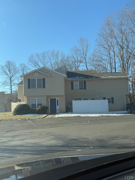 300 McConville Rd, Lynchburg, VA 24502