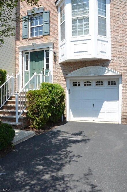17 Dogwood Ln Unit 51, Phillipsburg, NJ 08865