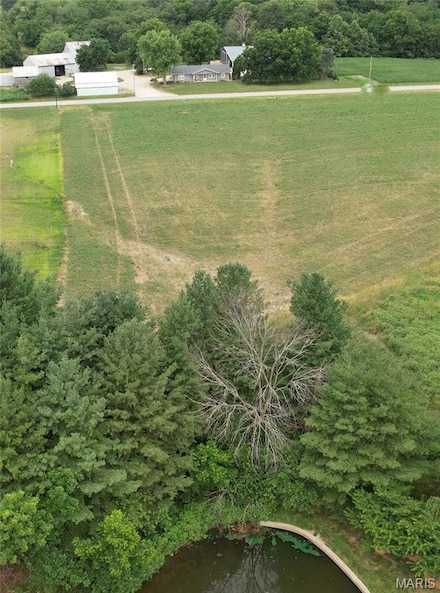 664 Rinderer Rd, Highland, IL 62249