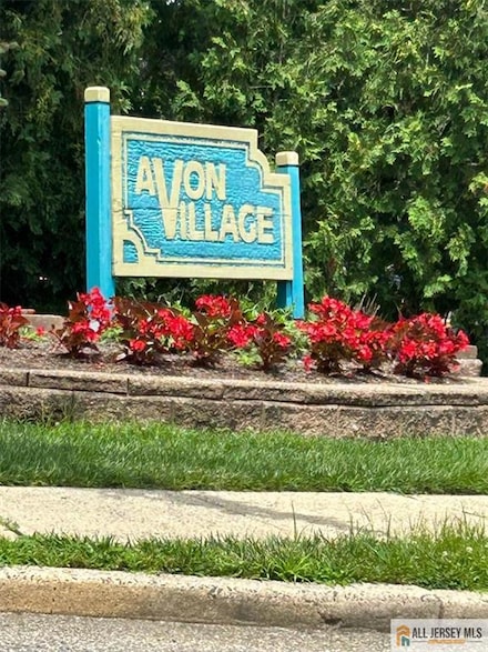 8 Avon Dr W Unit Z, East Windsor, NJ 08520