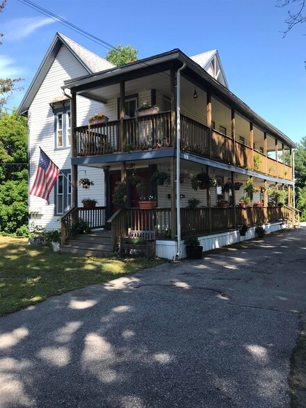 408 Candia Rd, Manchester, NH 03109