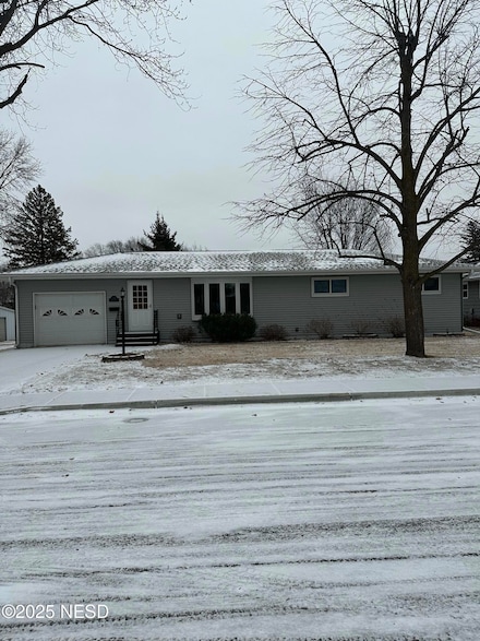 608 7th Ave S, Clear Lake, SD 57226