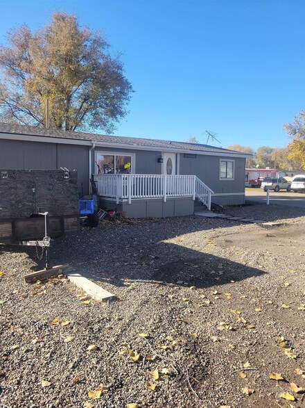 327 N St, Mountain Home, ID 83647