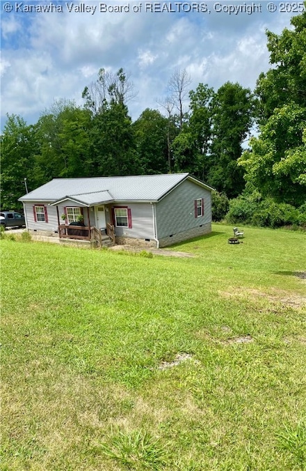 382 Midway Acres Dr, Ripley, WV 25271