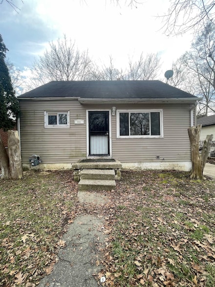 301 W Ruth Ave, Flint, MI 48505