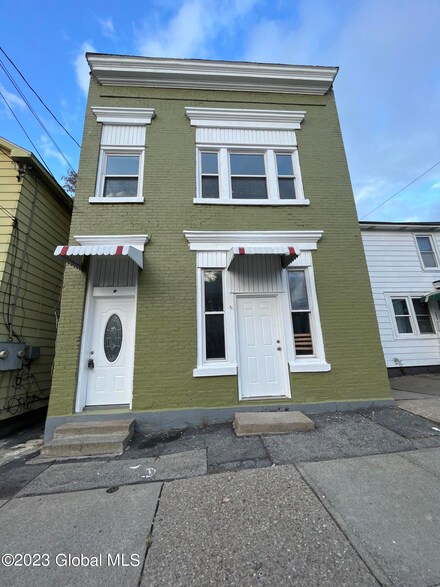 767 Eastern Ave, Schenectady, NY 12308