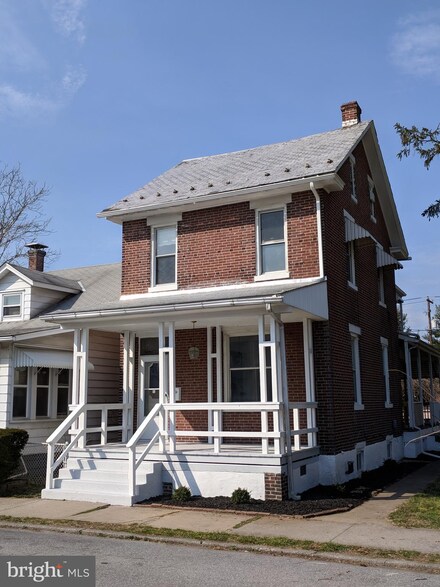 534 Eshelman St, Highspire, PA 17034