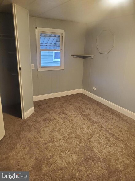 218 Kennedy Ave, Williamstown, NJ 08094
