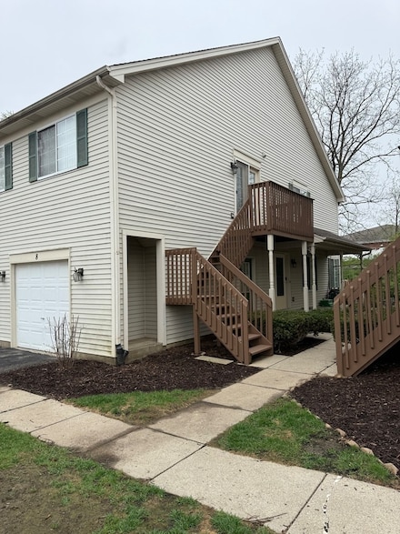 8 W Pheasant Trail Unit 21D, Lake In the Hills, IL 60156
