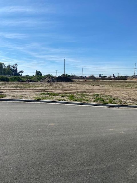1185 S Ohio St, Porterville, CA 93257