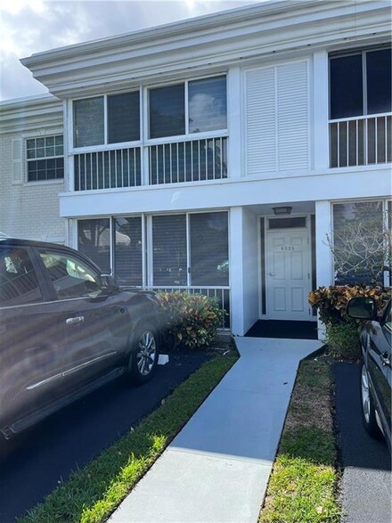 6325 Bay Club Dr Unit 3, Fort Lauderdale, FL 33308