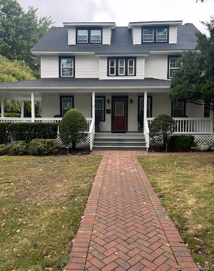 5 Maplewood Rd Unit 2, Huntington Station, NY 11746