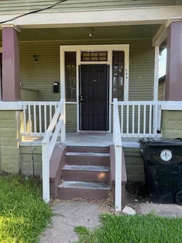 526 Ptolemy St, New Orleans, LA 70114