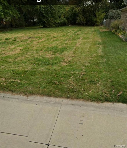 23562 Donaldson St, Clinton Township, MI 48035