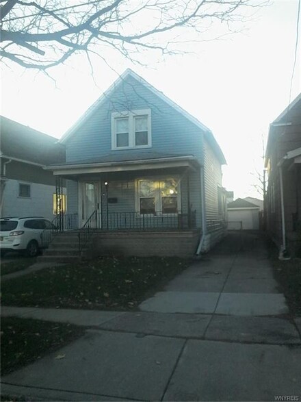 330 Wagner Ave, Buffalo, NY 14212