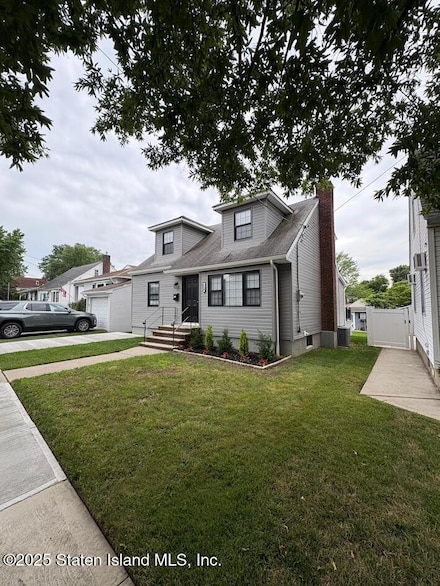 124 Byrne Ave, Staten Island, NY 10314