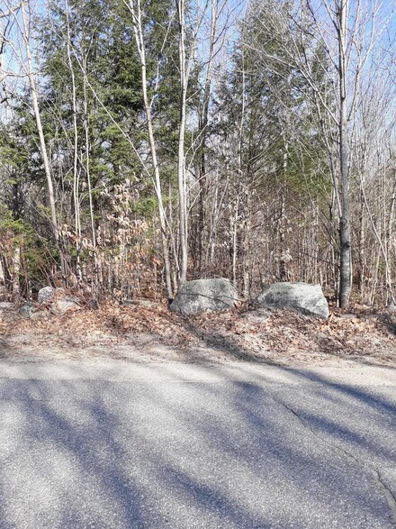 01 Emery Corner Rd, Limerick, ME 04048