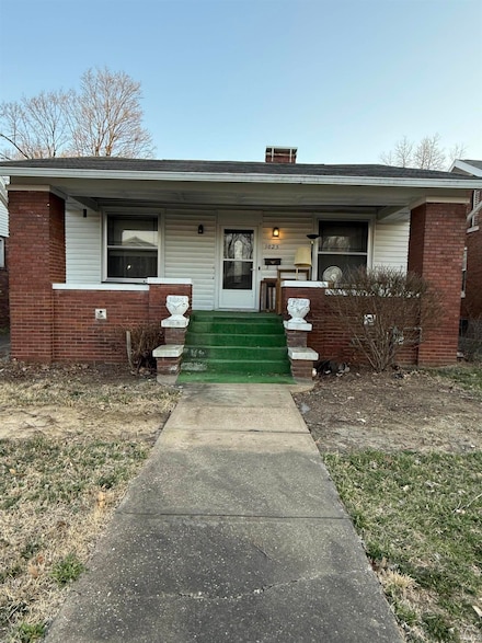1025 Bayard Park Dr, Evansville, IN 47714