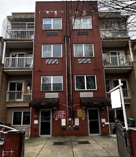 858 54th St Unit 1B, Brooklyn, NY 11220