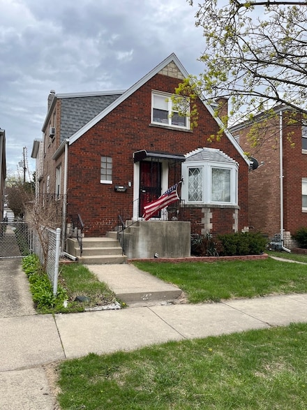 2705 N 73rd Ave, Elmwood Park, IL 60707