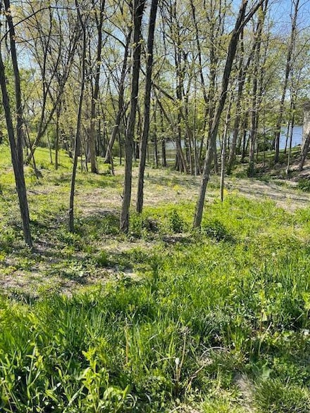 50 Levanno Dr, Crown Point, IN 46307