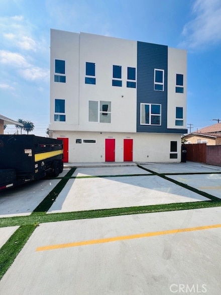 1260 1 2 Leighton Ave, Los Angeles, CA 90037