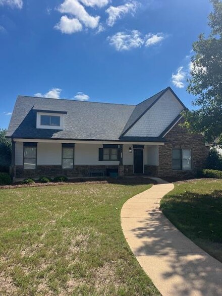 428 Olive Branch Way, Oxford, MS 38655