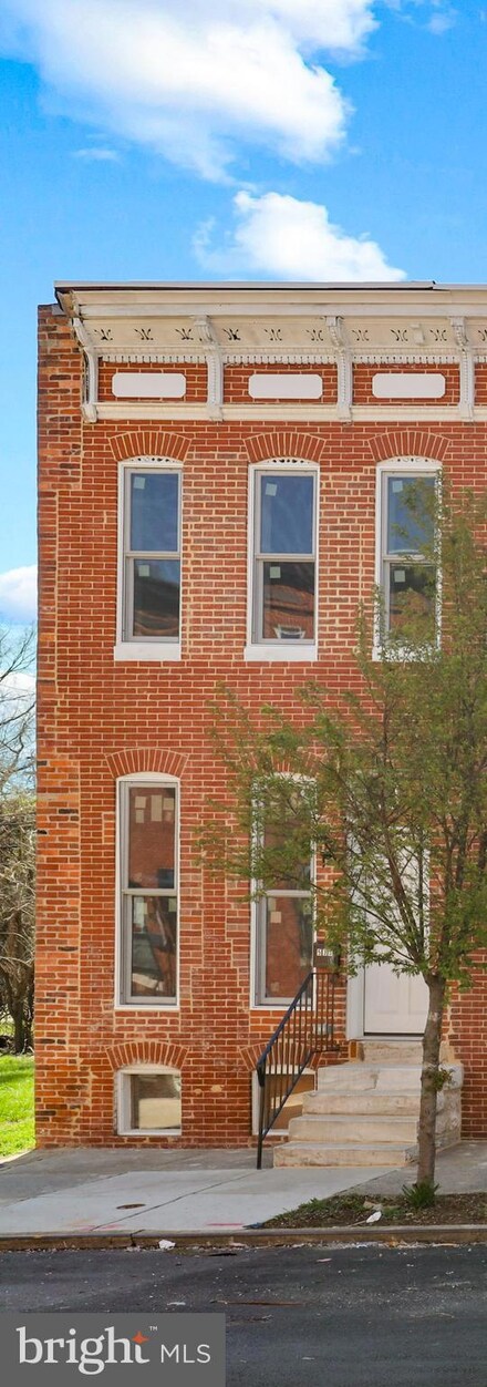 533 Laurens St, Baltimore, MD 21217