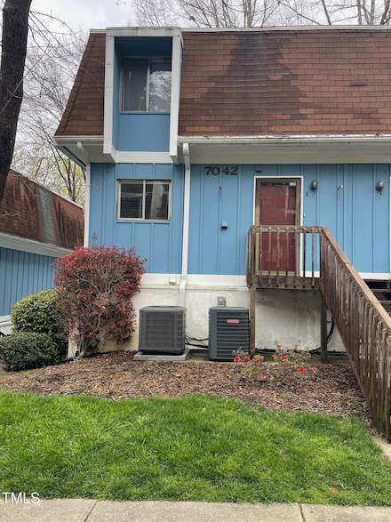7042 Longstreet Dr Unit A, Raleigh, NC 27615