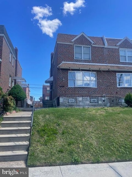 1745 Bergen St, Philadelphia, PA 19152