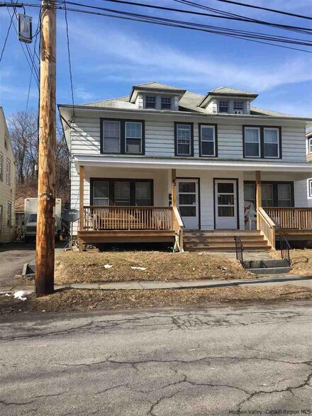 81 Andrew St, Kingston, NY 12401