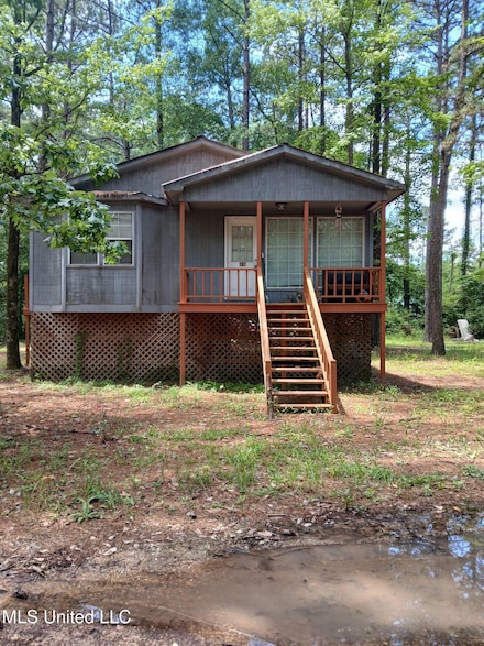 85 Landing Rd, Hattiesburg, MS 39401