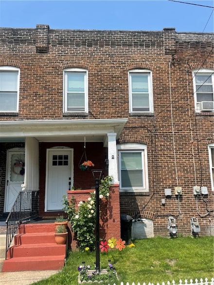 1709 Beaver Rd, Ambridge, PA 15003