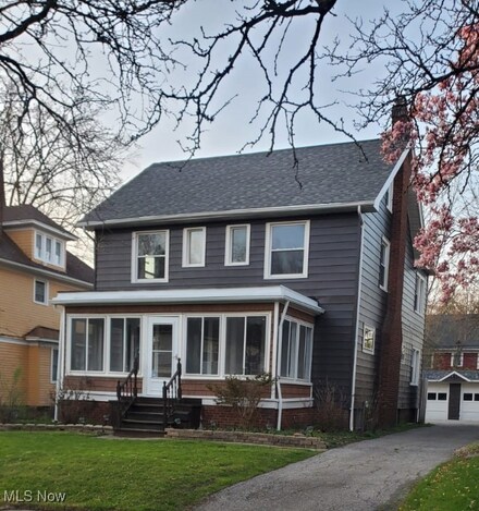 3235 Redwood Rd, Cleveland, OH 44118