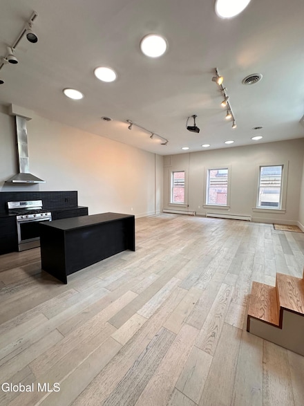 53 3rd St Unit 2B, Troy, NY 12180